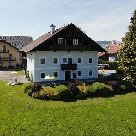 ניומרקט אם וואלרסי Ferienwohnung Wallersee מראה חיצוני תמונה